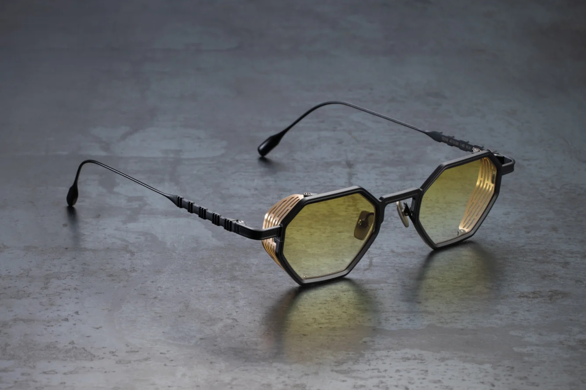 Occhiali da sole CAPOTE CC13 BLK YELLOW