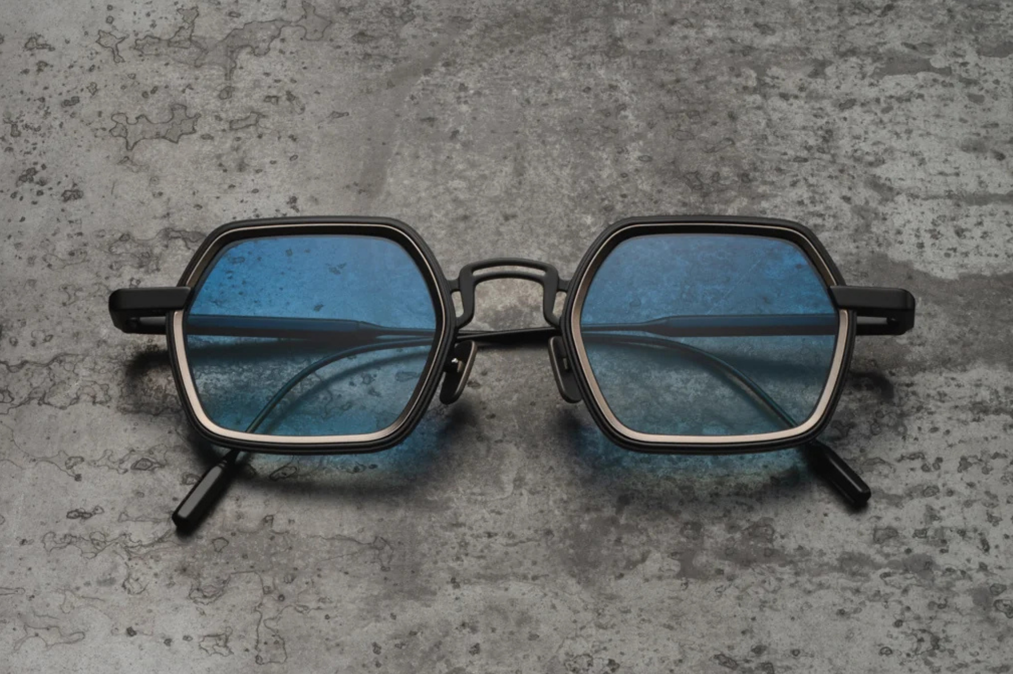 Occhiali da sole CAPOTE C396 BLK