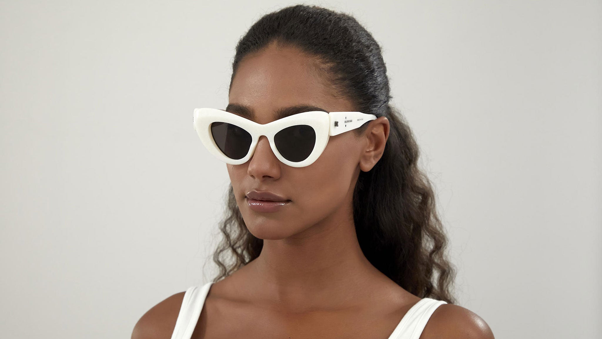 Occhiali da sole BALENCIAGA BB0204S Shiny white carbon fiber
