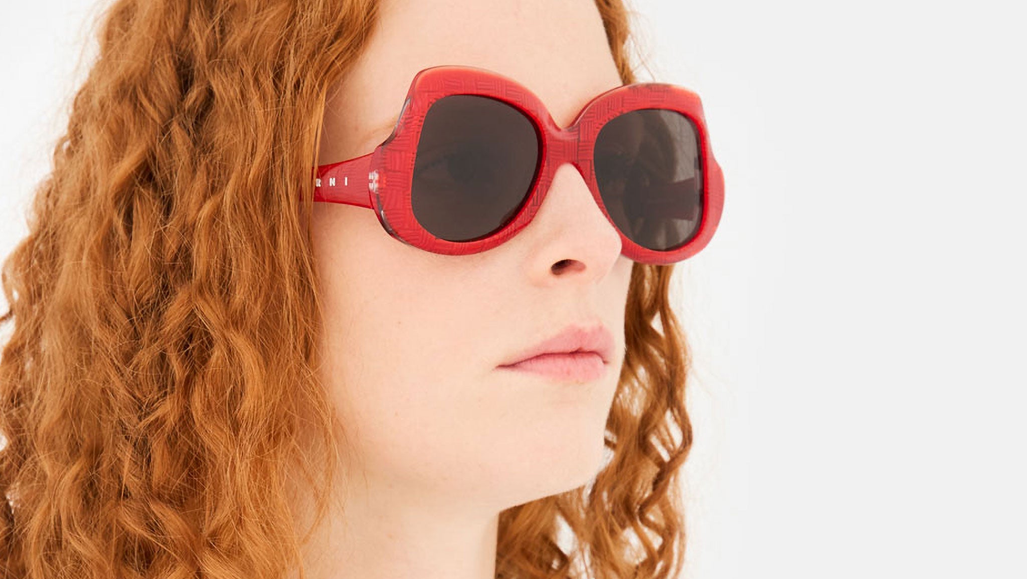 Occhiali da sole MARNI Quelyfish Red