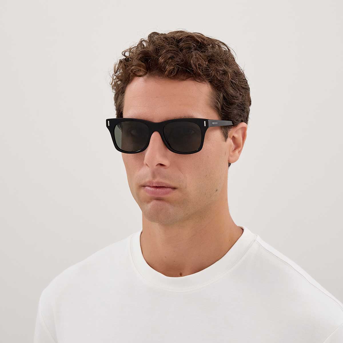 Alexander McQueen Occhiali da Sole AM0551S 001 Nero/Grigio Uomo