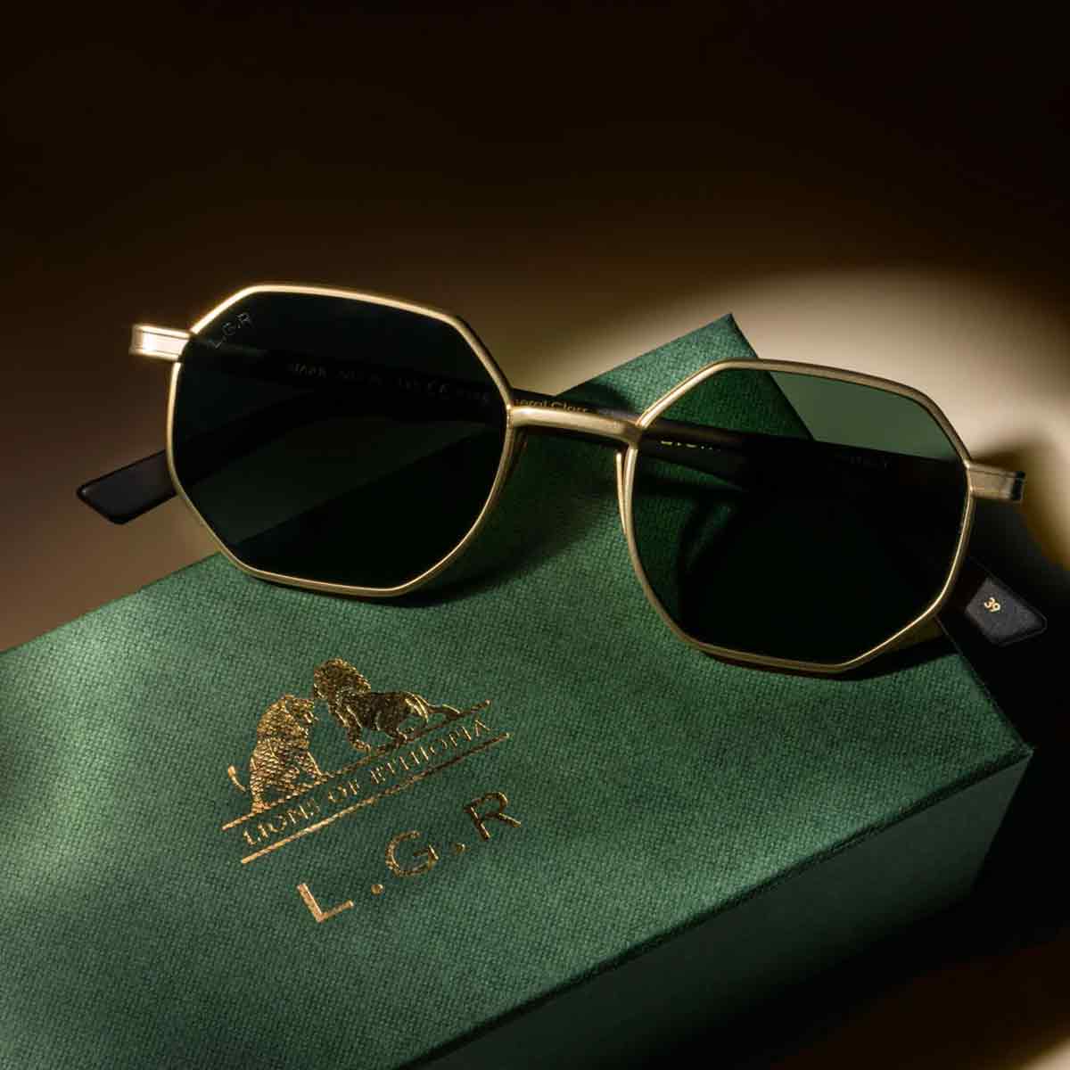 L.G.R. Occhiali da Sole Danakil 6344 Oro Opaco Marrone Maculato 39/Verde G15 5