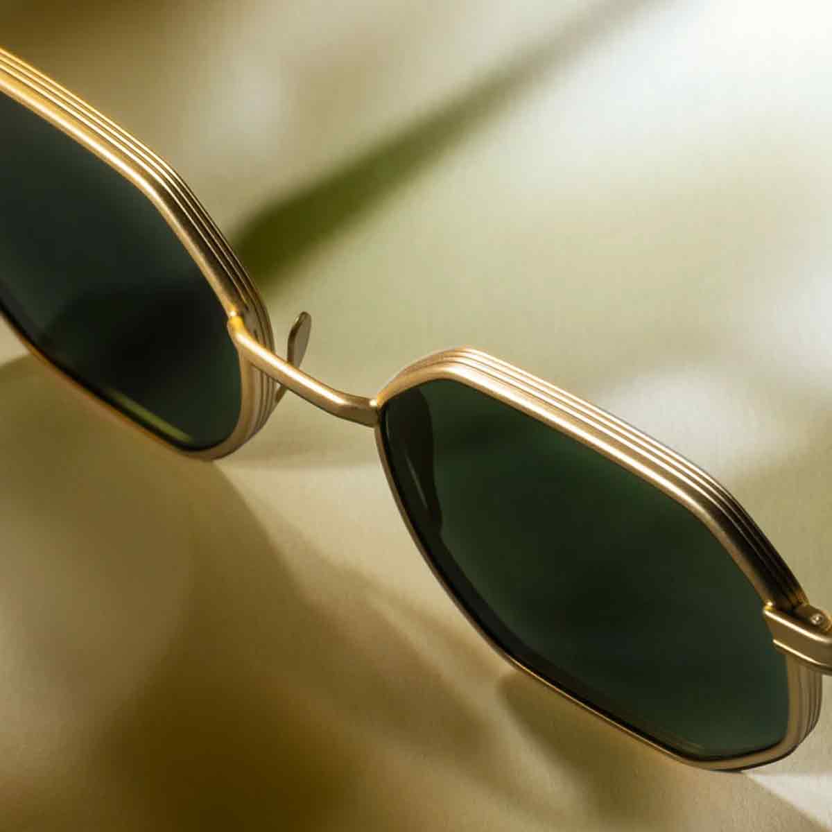 L.G.R. Occhiali da Sole Danakil 6344 Oro Opaco Marrone Maculato 39/Verde G15 6