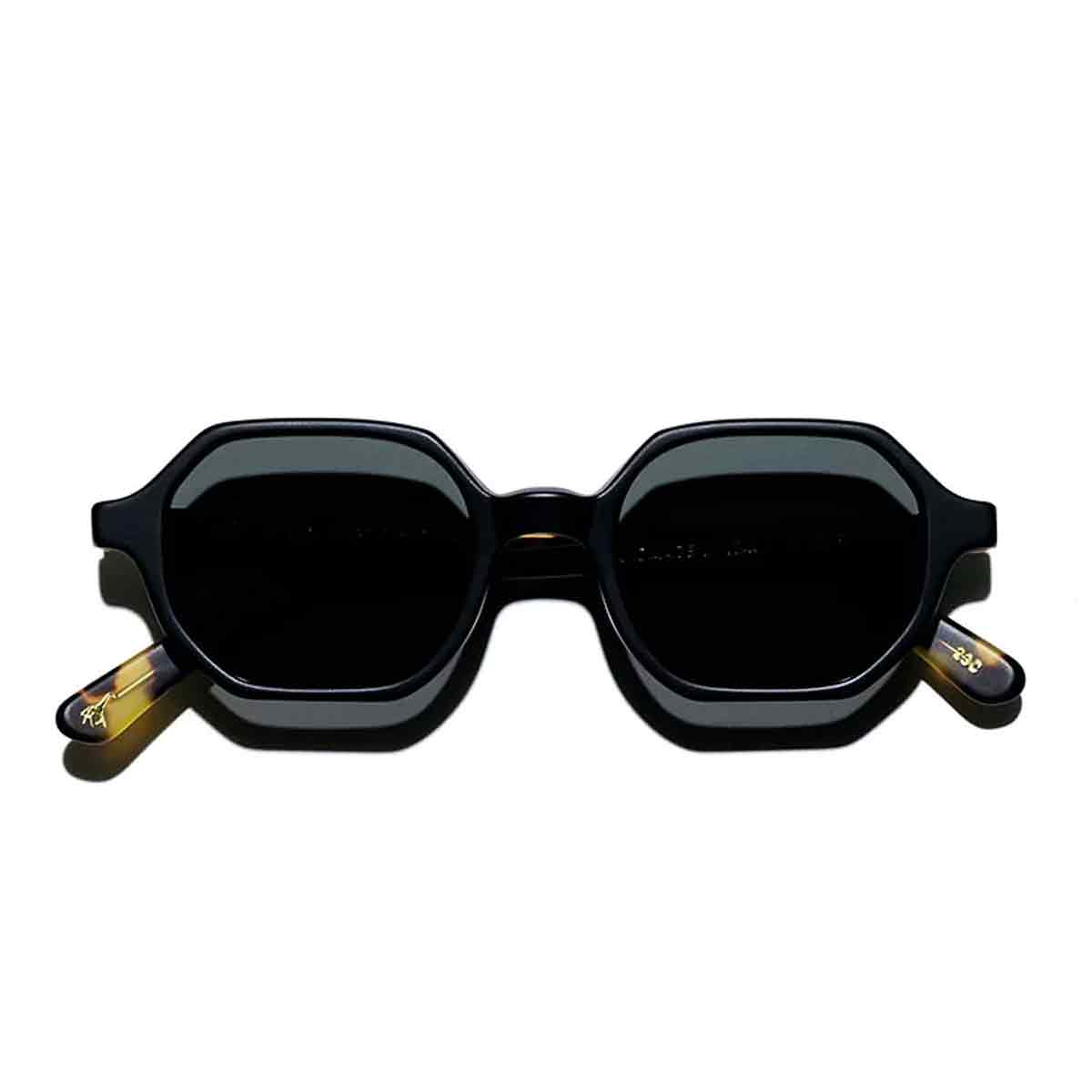 L.G.R. Occhiali da Sole Zanzibar Nero Opaco Marrone Tartarugato 23C/Grigio