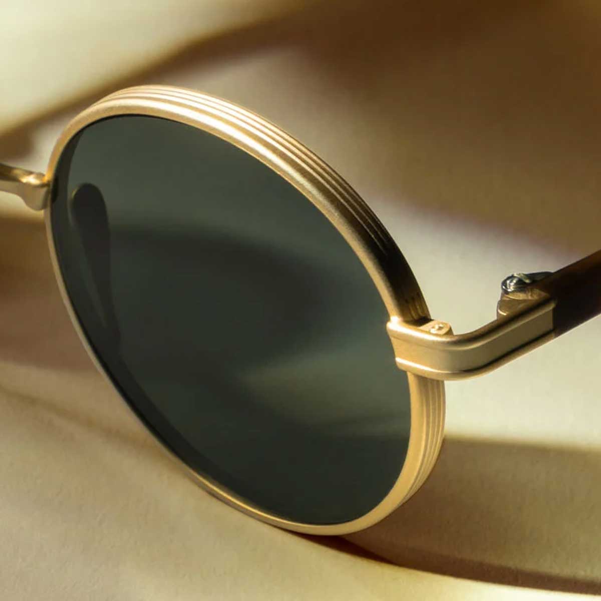 L.G.R. Occhiali da Sole Zelalem 6342 Oro Opaco Marrone Maculato 39/Verde G15