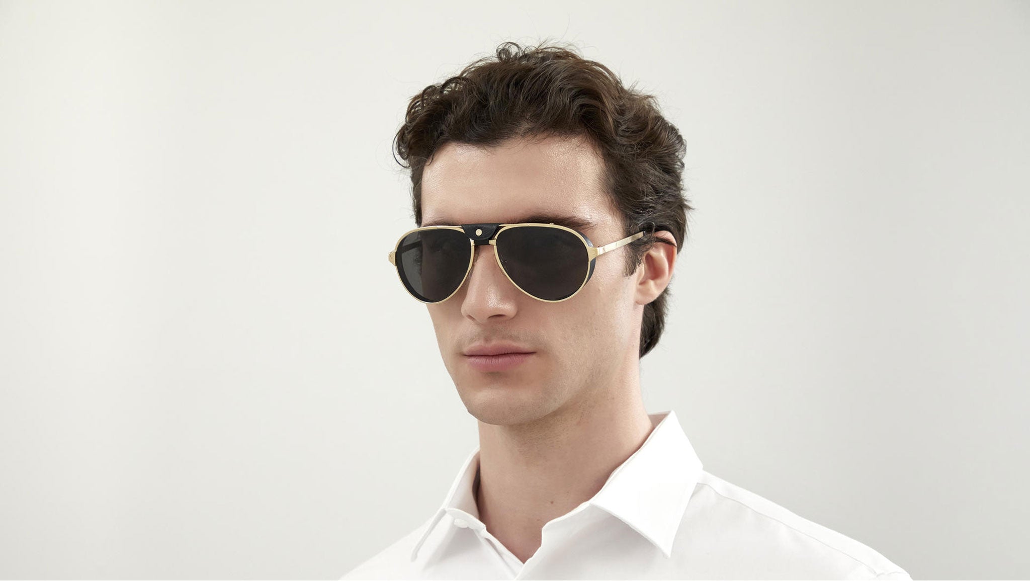Occhiali da sole CARTIER CT0296S Smooth and brushed golden finish
