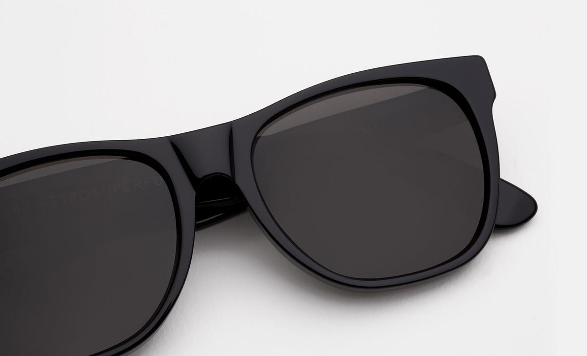 Occhiali da sole RETROSUPERFUTURE CLASSIC BLACK