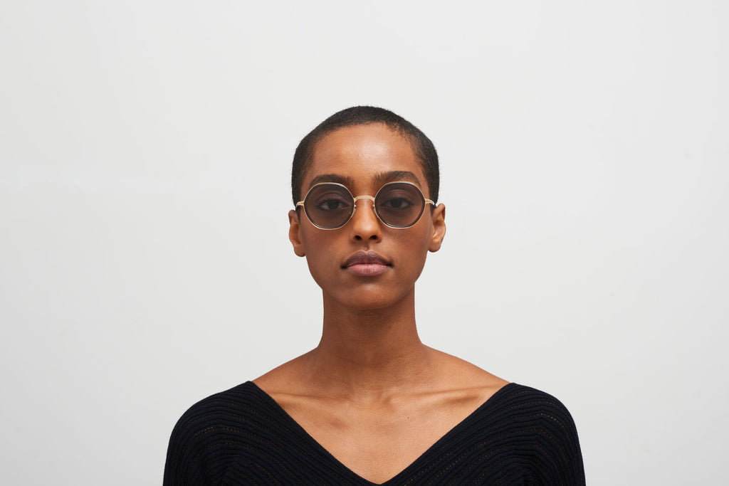 Occhiali da sole MYKITA ALYA Champagne Gold Clear Ash