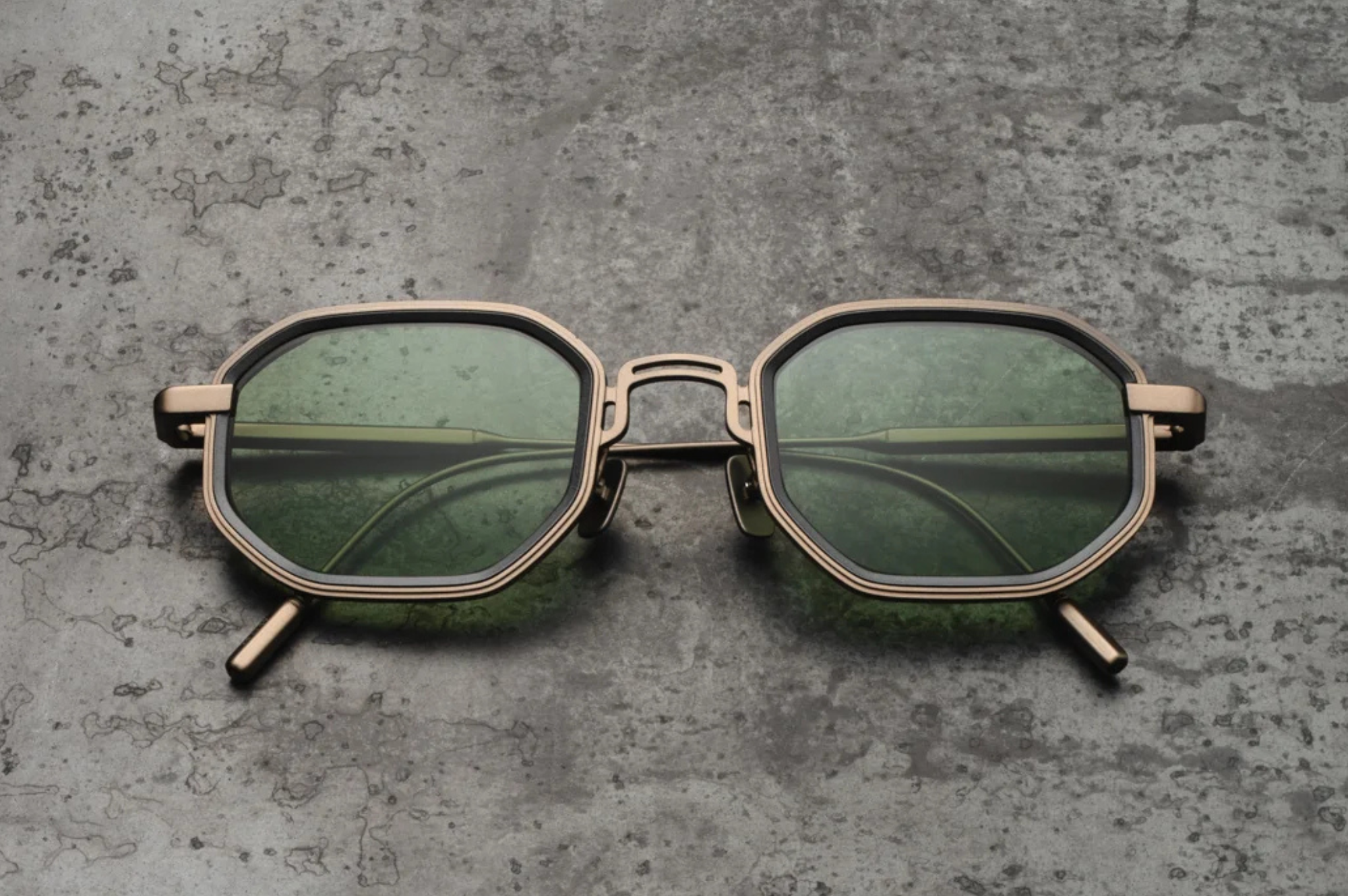 Occhiali da sole CAPOTE C399 NGD