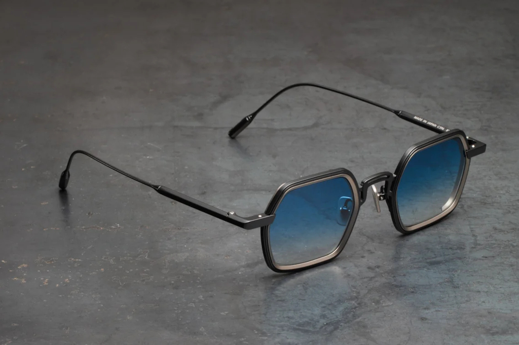 Occhiali da sole CAPOTE C396 BLK