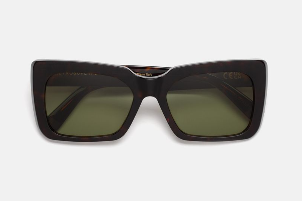 RETROSUPERFUTURE Senta Havana