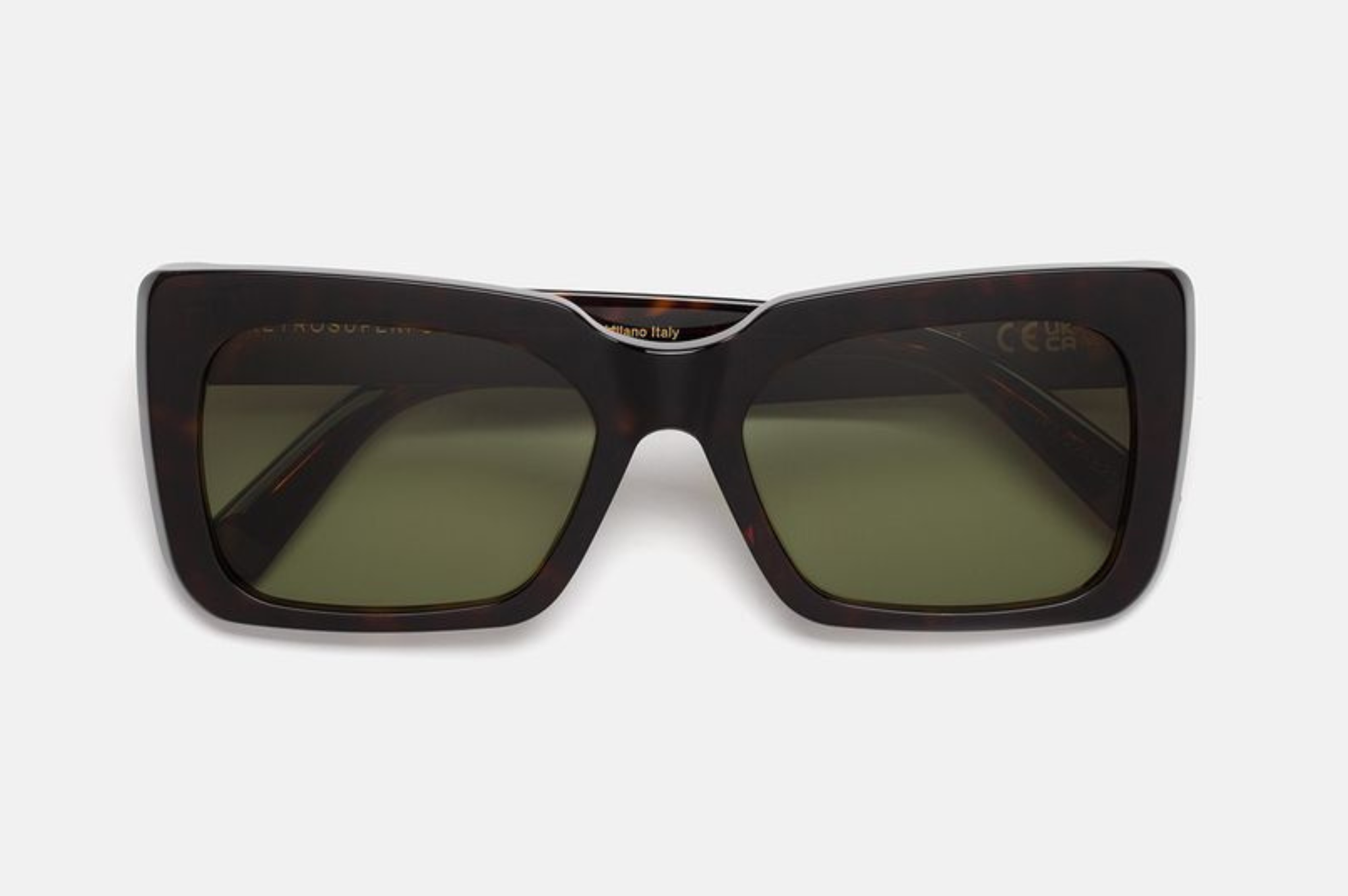 RETROSUPERFUTURE Senta Havana