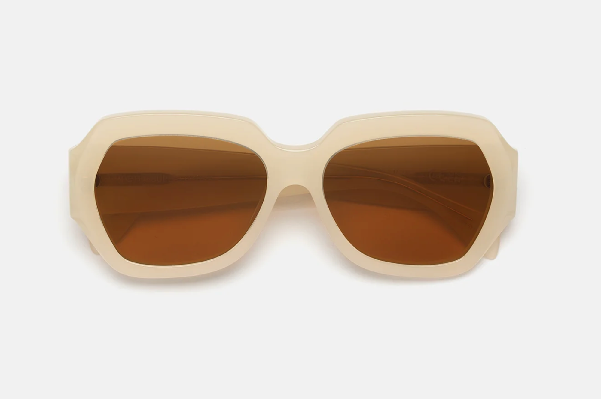 RETROSUPERFUTURE Nala Cremoso