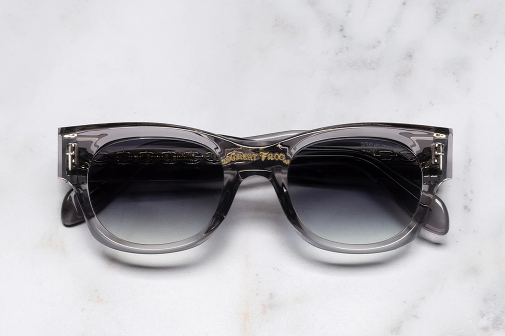 Occhiali da sole Cutler And Gross The Great Frog Halen Smoke Crystal