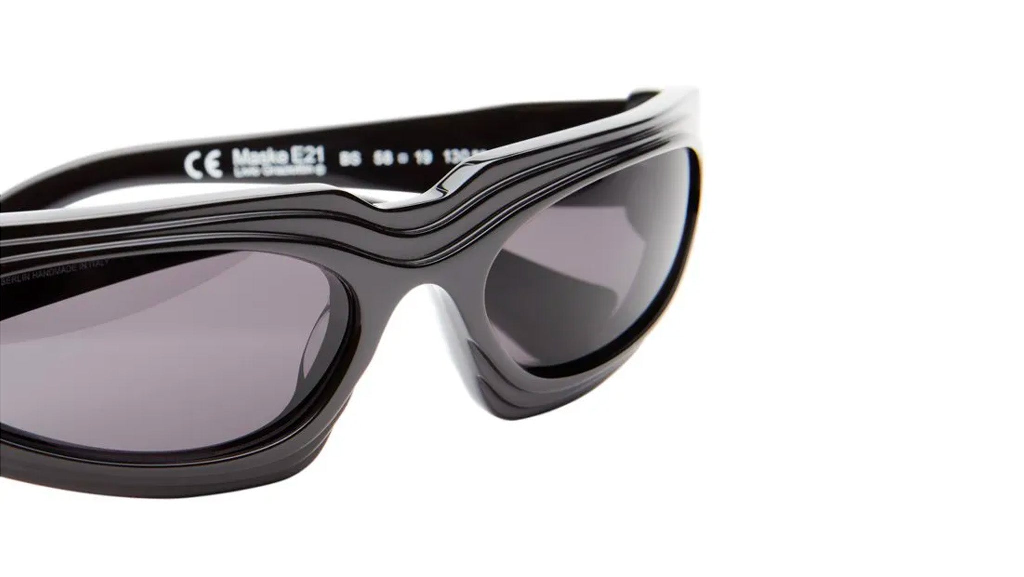 Occhiali da sole KUBORAUM E21 Black shine