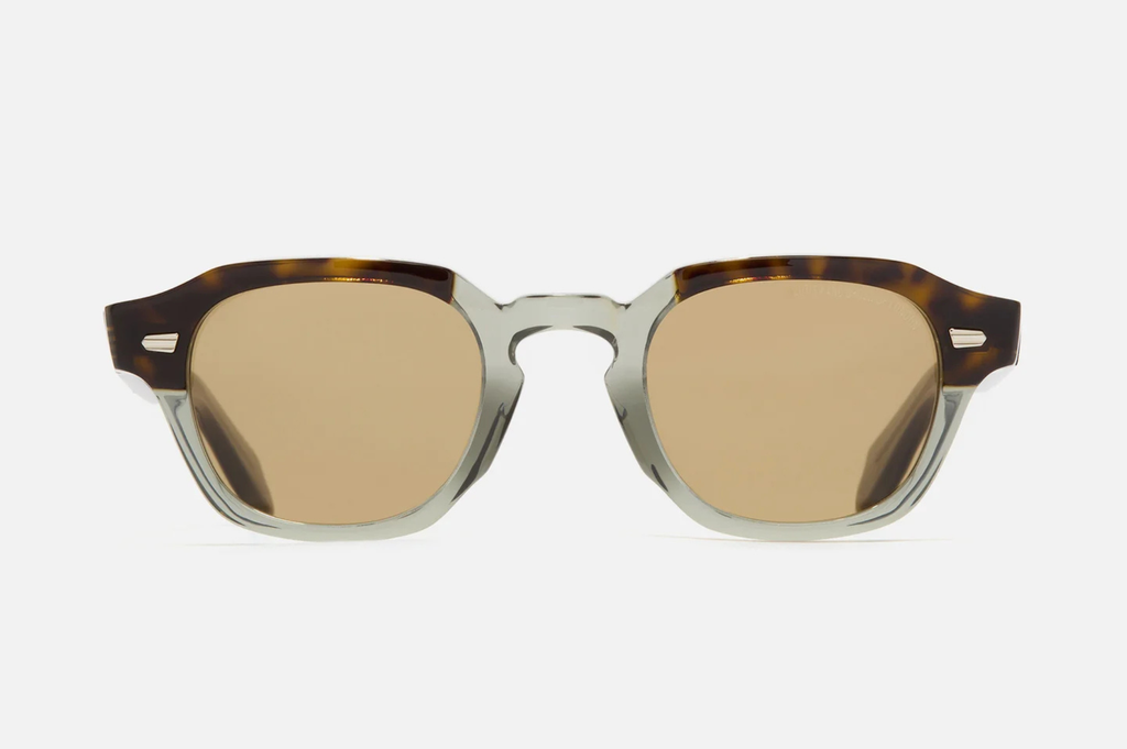 Occhiali da sole Cutler And Gross 1420 Havana on Grey