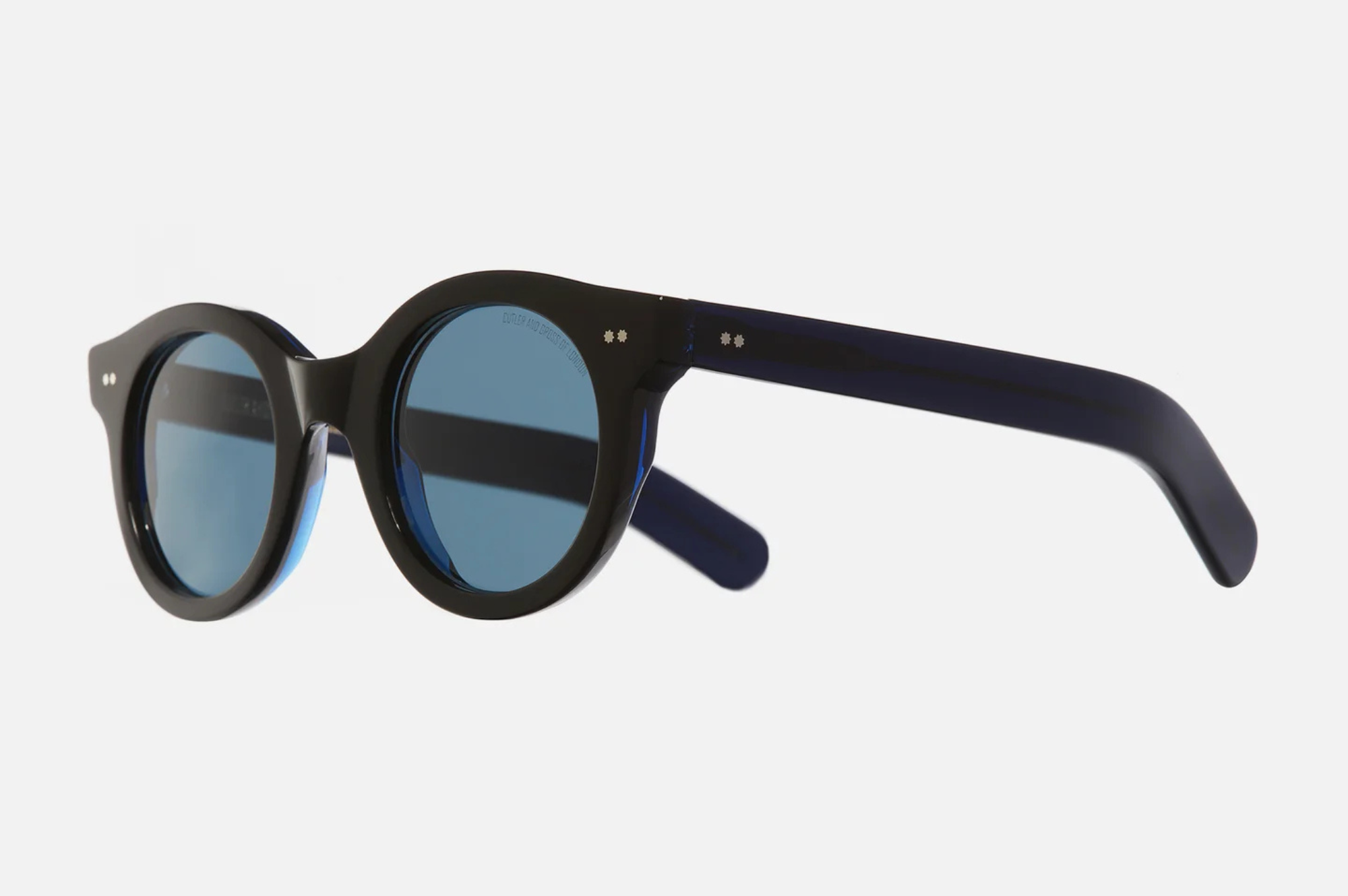 Occhiali da sole Cutler And Gross 1390 Black on Blue