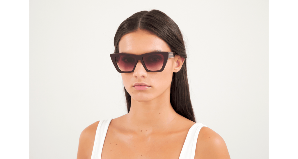 Alexander McQueen AM0299S 004