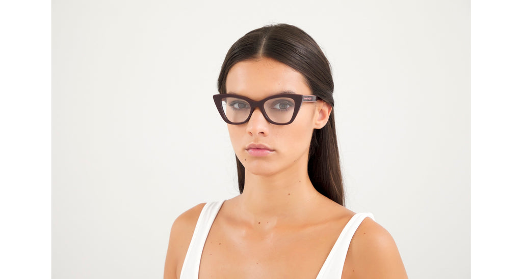 Alexander McQueen AM0305O 004