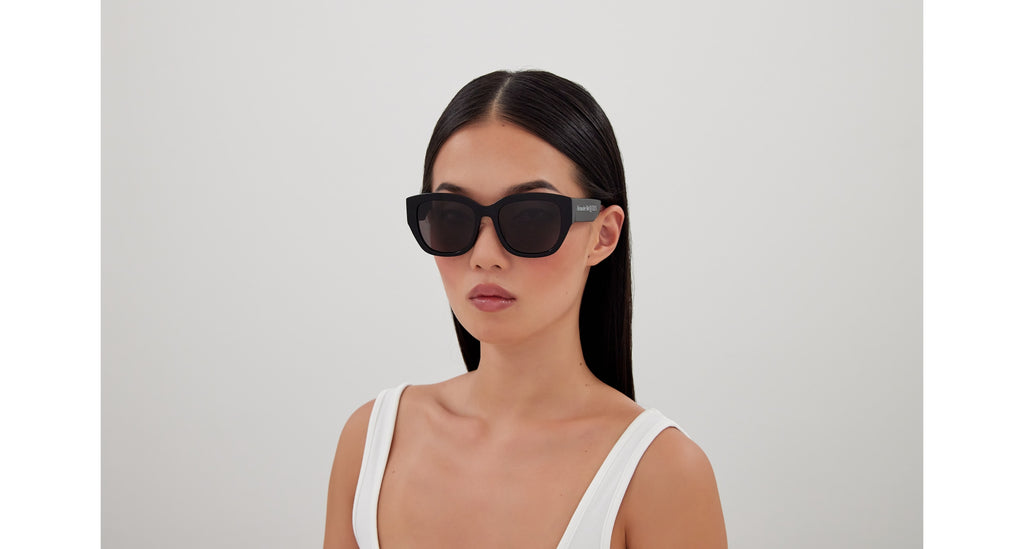 Alexander McQueen AM0451SA 001