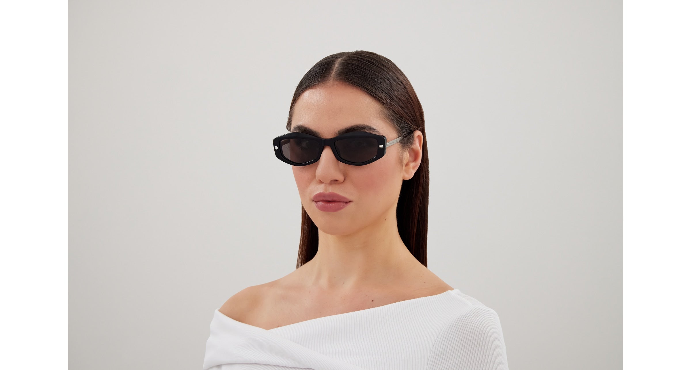 Alexander McQueen AM0482S 001