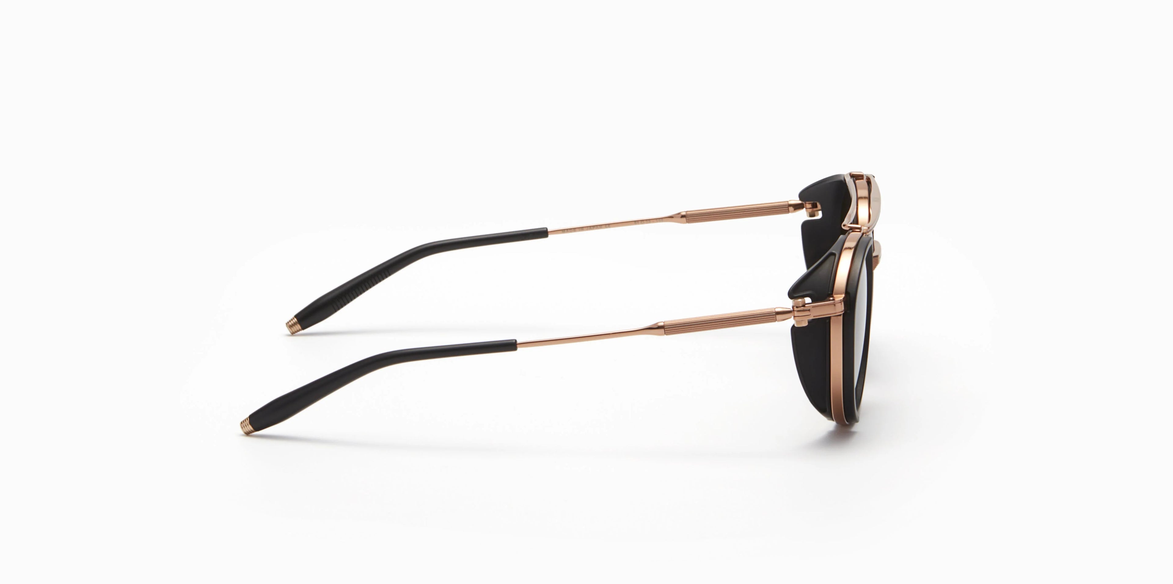 Occhiali da sole AKONI SKYMAPPER Rose Gold