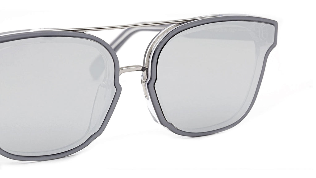 Occhiali RETROSUPERFUTURE Akin Silver grey